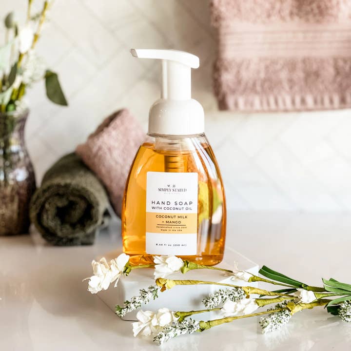 Simply Stated Bath & Body - Vente Savons/lotions pour les mains - Savon Moussant Signature pour les Mains - Nettoyant Naturel Doux1