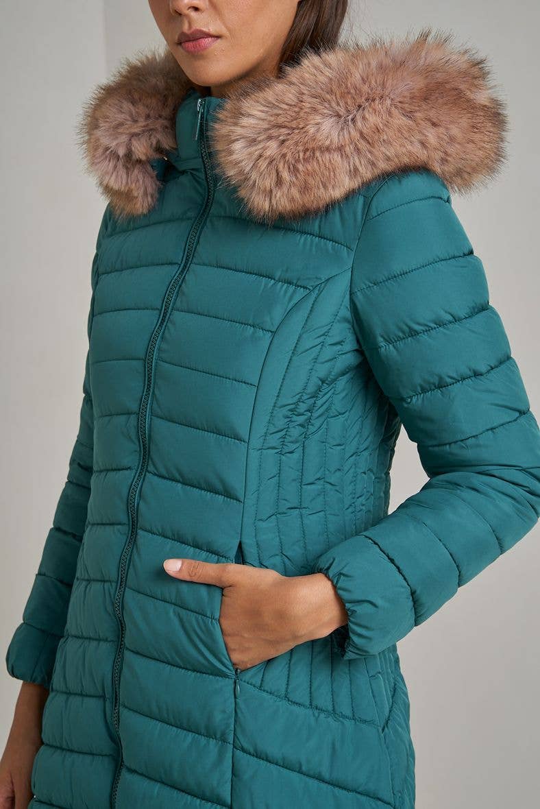 Attrait Paris - Wholesale Puffer Jacket - Women's - Long quilted down jacket with fur on hood9