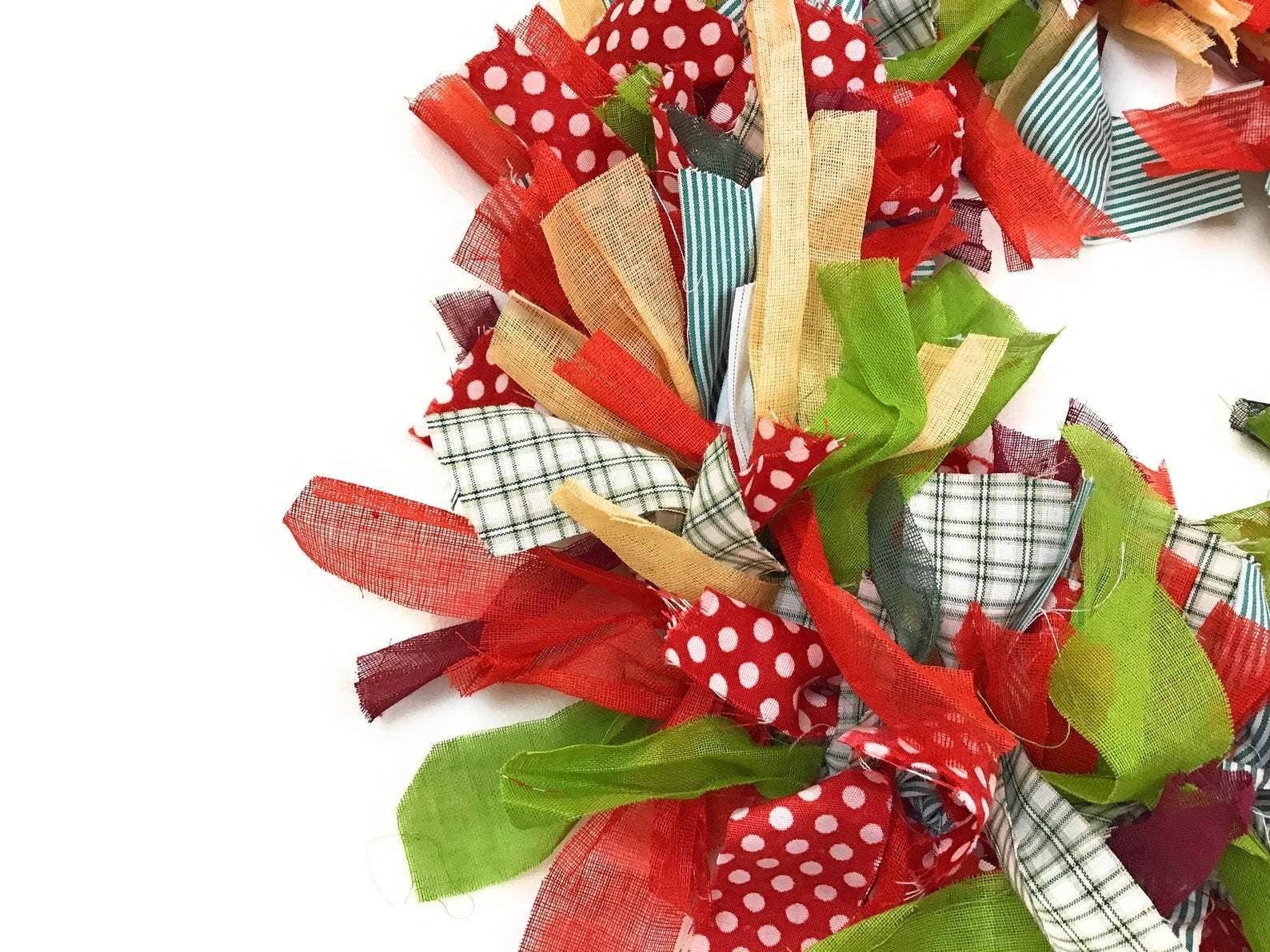 Second Nature Online – wholesale Wreath – Christmas Wreath Wall Decor in Red Green Fabric2