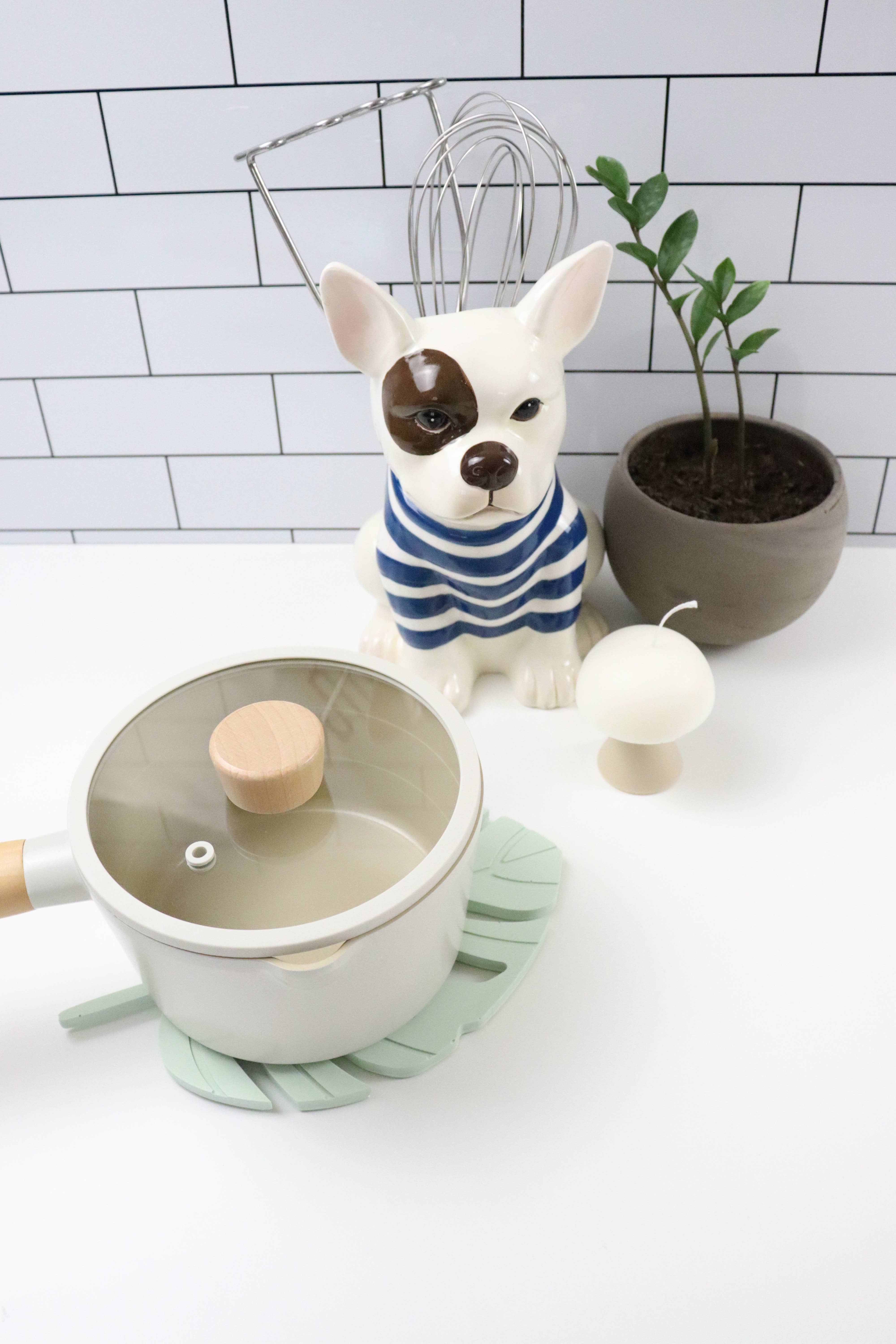 Three Springs Candle Co. – wholesale Jewellery dish – Monstera leaf Jewelry & Trinket tray | Trivet - Mint7