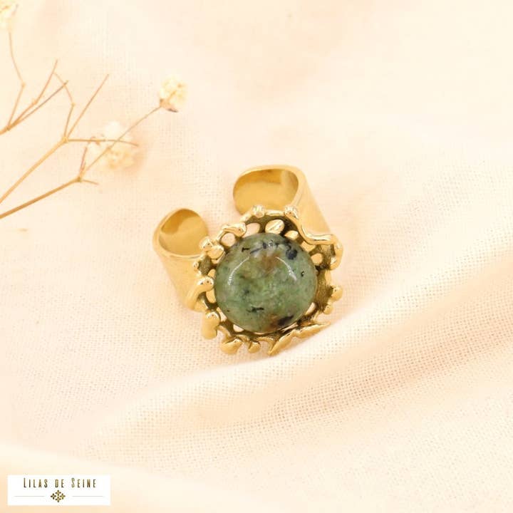 Lilas de Seine - Wholesale Cocktail/Statement Ring - Stainless steel stone crown ring 0424059