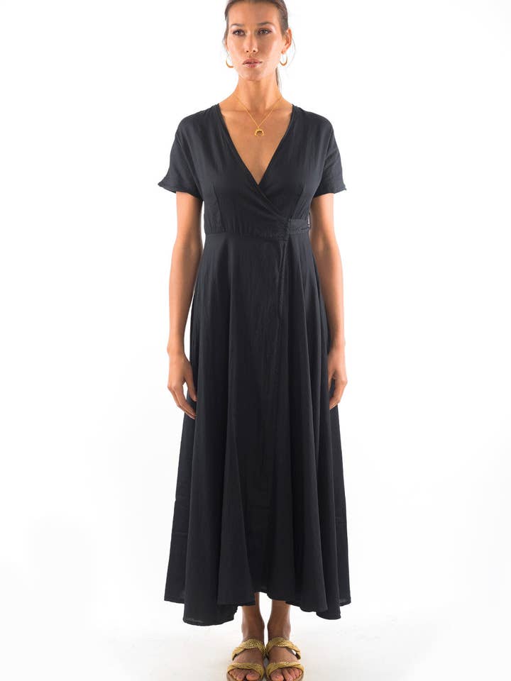 Calypso satijnen jurk voor wholesale door Ravens View Ibiza