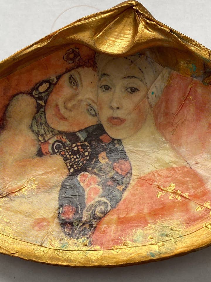 Clam Shell Ring Dish, Bridesmaid Housewarming Gift for wholesale by BazaarZauber