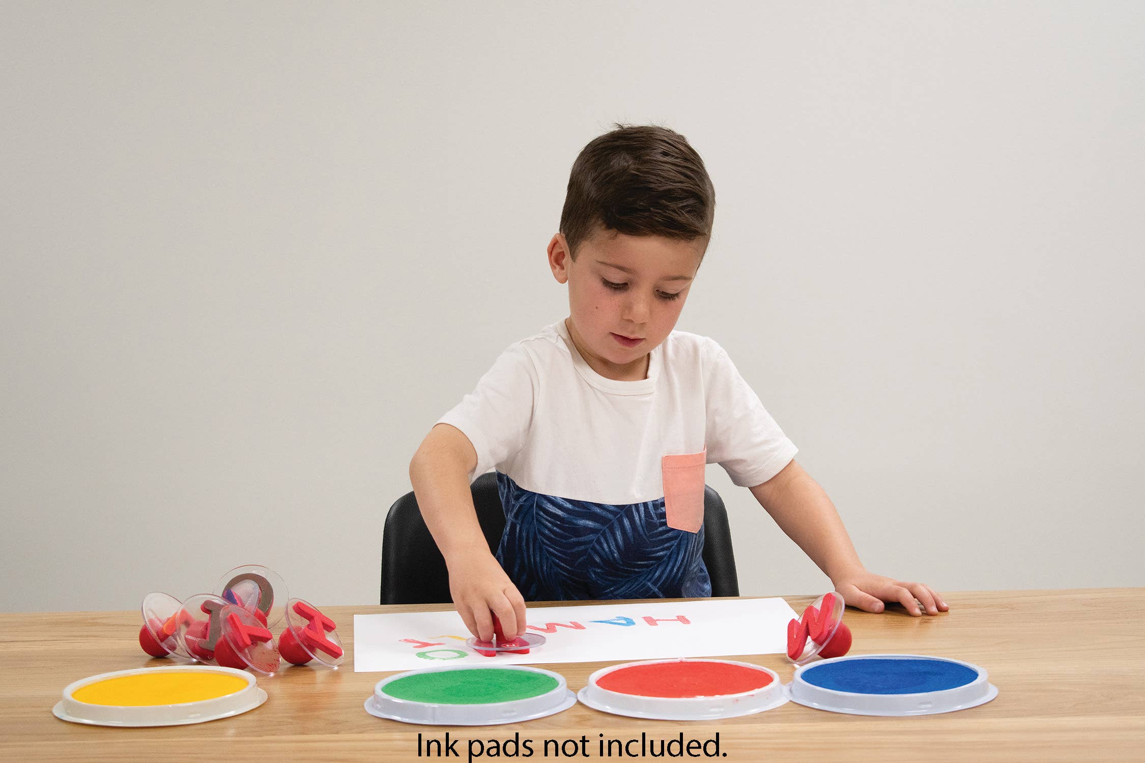 Learning Advantage - Vente Tampon encreur/décoratif – enfant et bébé - Tampons géants - Lettres majuscules - Set de 284