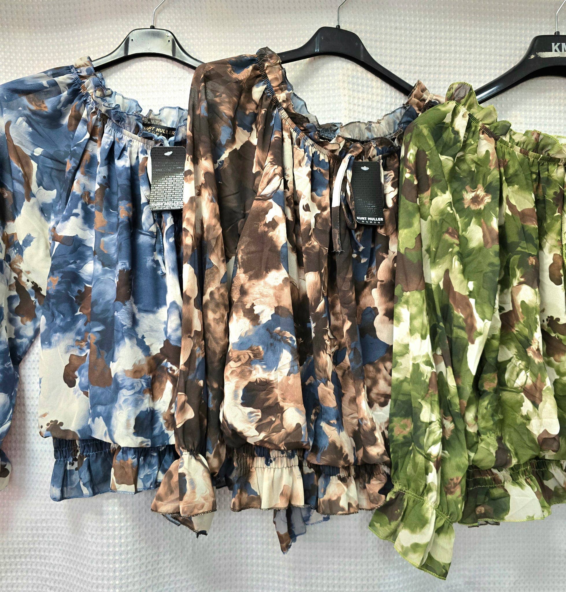 Kurt Muller - Wholesale Blouse - Women's - Abstract Floral Ruffle Bardot Blouse 4