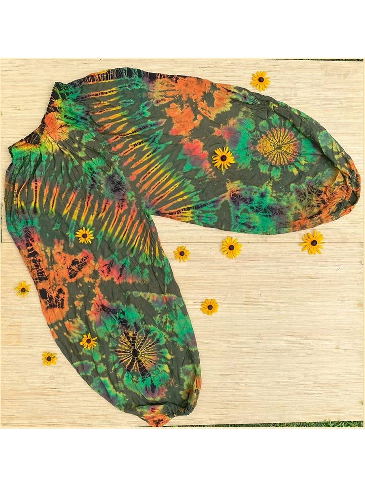 Gardenbelle Shop - Wholesale Pants - Women's - Flowy Hippie Tie Dye Pants Earthy + Colorful Baggy Yoga Pant6
