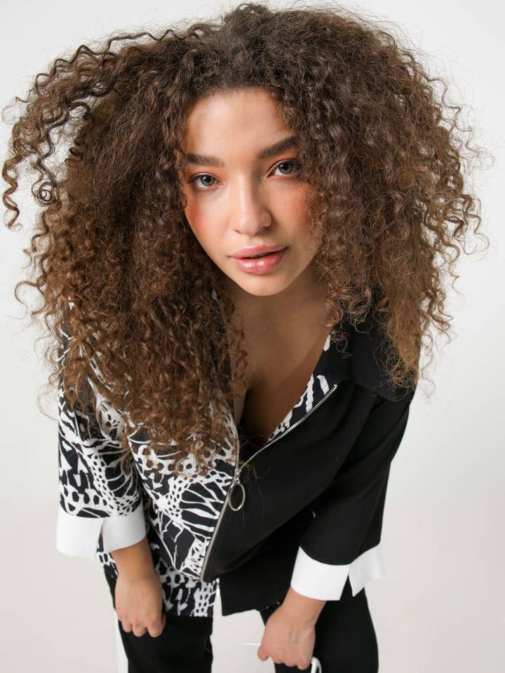 Two-tone shirt with zip for wholesale by Jean-Marc-Philippe