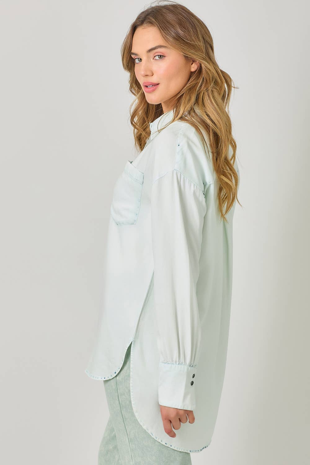 Mystree - Wholesale Button Down Shirt - Women's - 60937 Tencel Oversized Button Up Shirt10