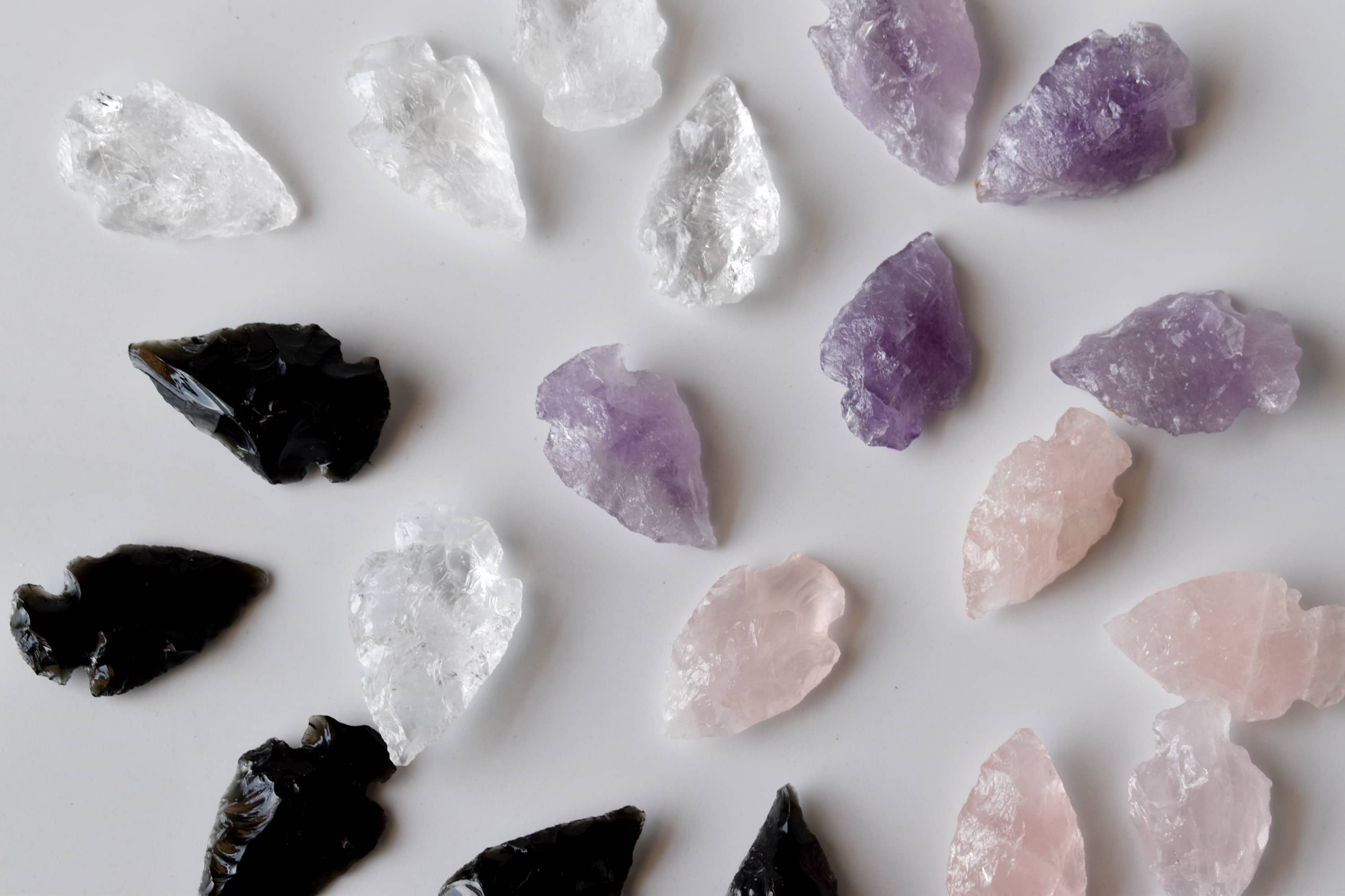 Soothing Crystals - Venta al por mayor Piedras/cristales espirituales - Punta de Flecha de Piedra Semipreciosa para Sanación | Cristal Tallado | Joyería12