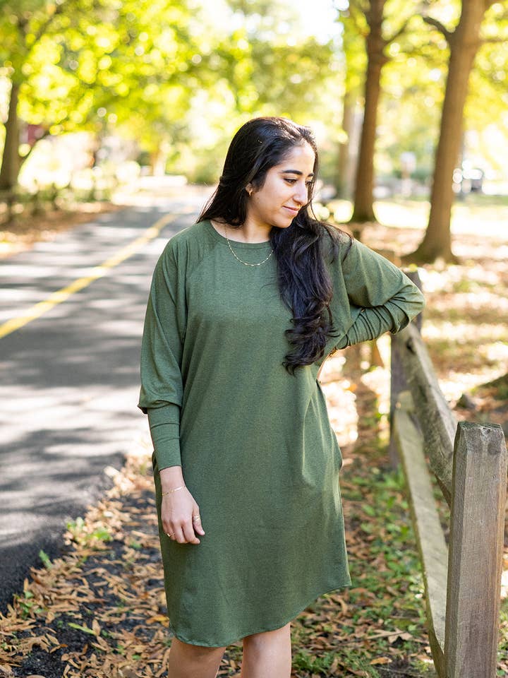 Knieriem Designs - Wholesale Dress - Women's - Green Rayon Jersey Long Sleeve Dress with Pockets1