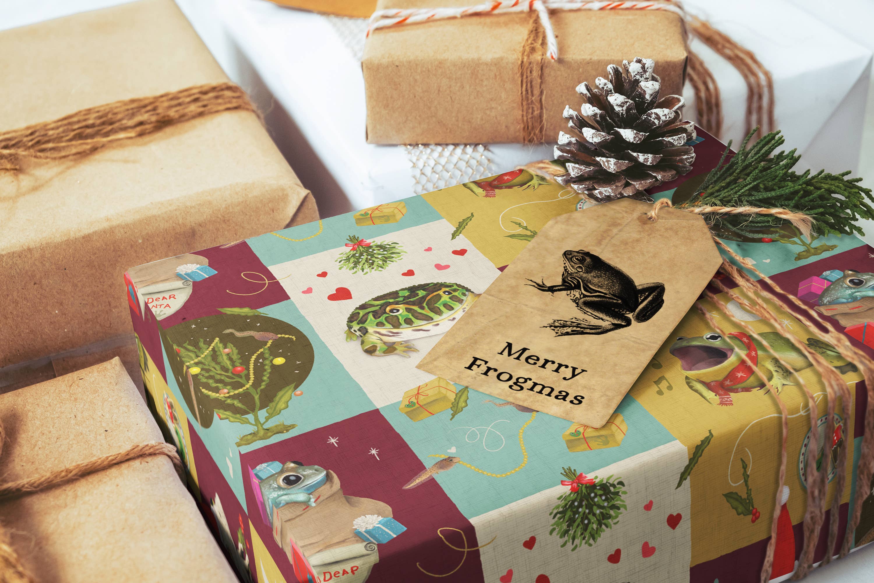 BoyPilot Goods - Wholesale Wrapping Paper Roll - Christmas Frogs Wrapping Paper - Flat Pack Gift Wrap Sheets4