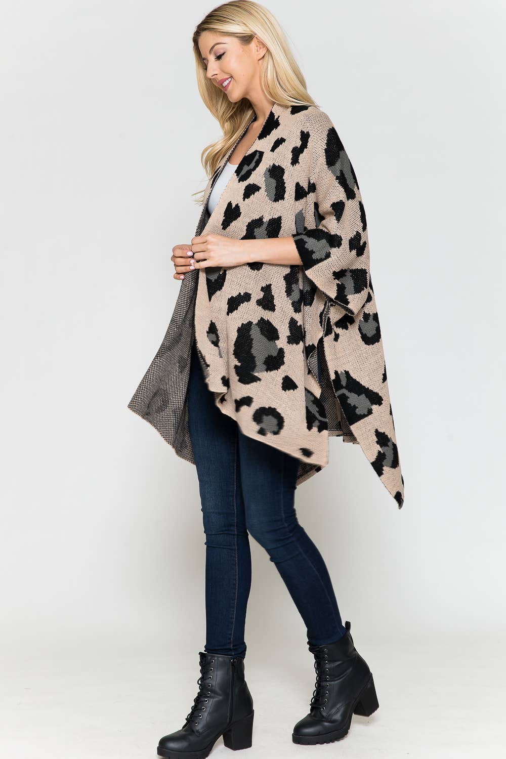 Justin & Taylor - Vendita all'ingrosso Kimono - Donna - Cardigan kimono Clarabelle con stampa leopardata13