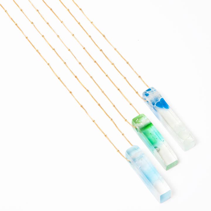 SET VAN 4 gerecycleerd glas mozaïekkettingen met gouden ketting voor wholesale door Smart Glass Recycled Jewelry