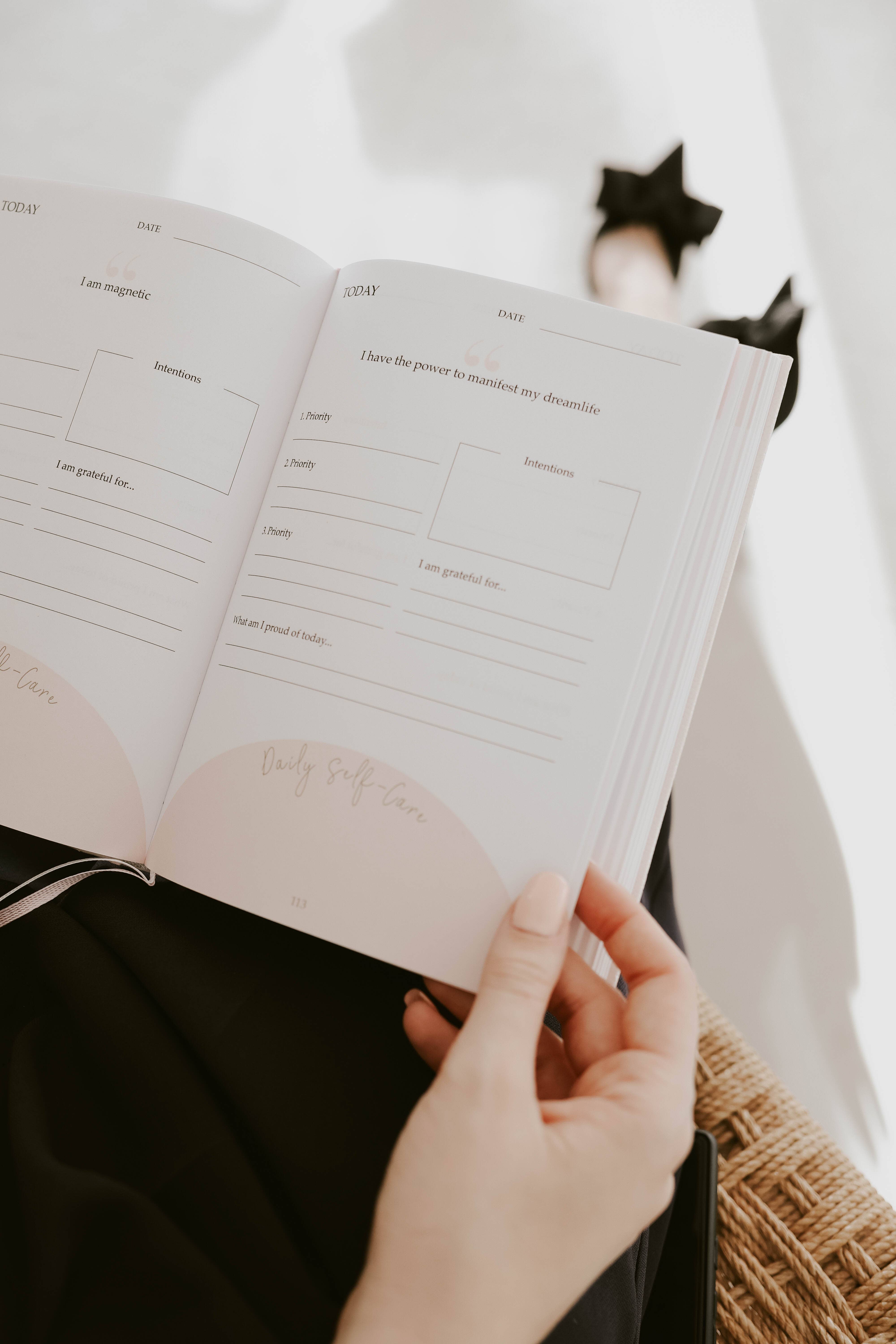 Pretty & Mindful - Wholesale Planner - Boss Babe Planner - Daily Planner for More Success - English6