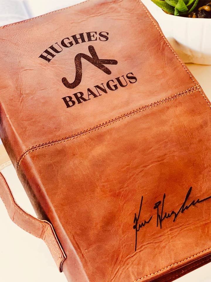 Couverture de Bible en cuir de chèvre véritable pour la vente par Birchwood Laser & Design