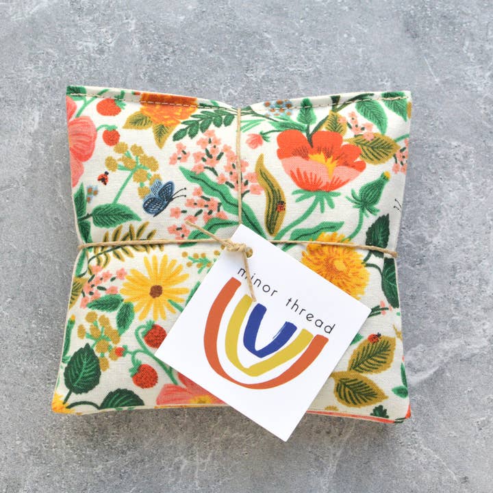 Botanisk Blomster i Creme Lavendel Sachet Bundle for engroshandel hos Minor Thread