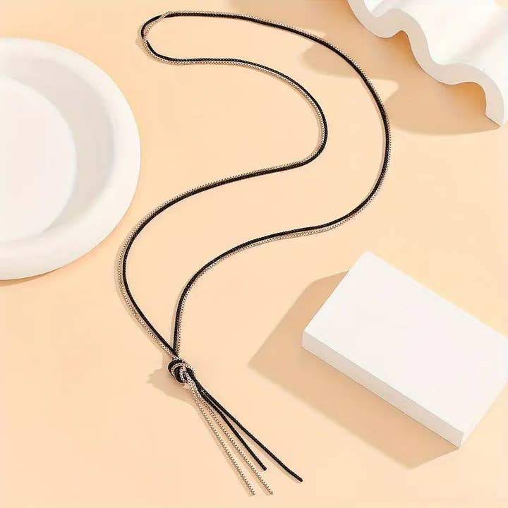 Huis Van Merken - Wholesale Y-Neck/Lariat Necklace - Black Rose Necklace - Long Chain Fashion Jewelry3