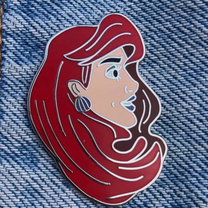 DamiAnimated - Wholesale Lapel Pin/Button - Drag Disney Queens Princess Fantasy Enamel Pin Aladdin5