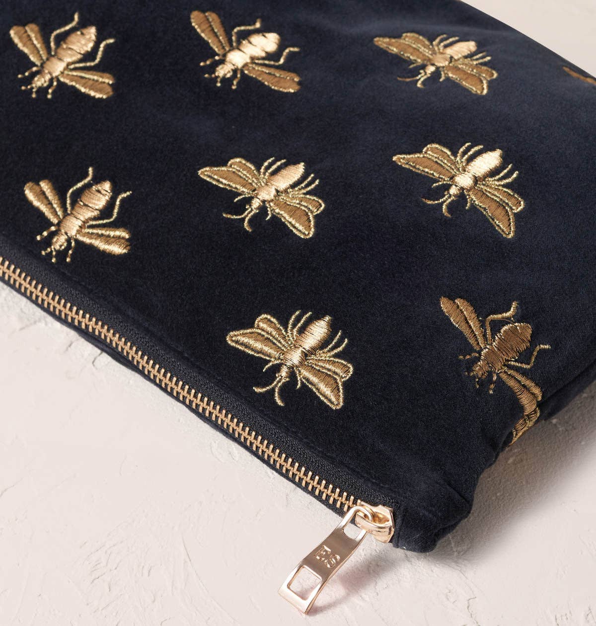 Elizabeth Scarlett Ltd - Wholesale Pouch - Women's - Honey Bee Everyday Pouch3