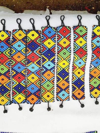 Grossist grossist 20 afrikanska stamfärgade flerfärgade chokerhalsband för wholesale av Delight merchants