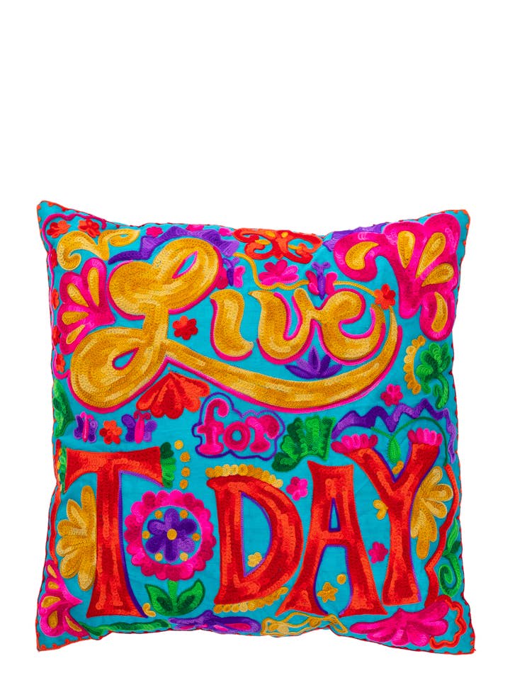 Housse de coussin brodée 40 cm x 40 cm pour la vente par Peace & Love (CALAO IMPORT EXPORT S.L.)
