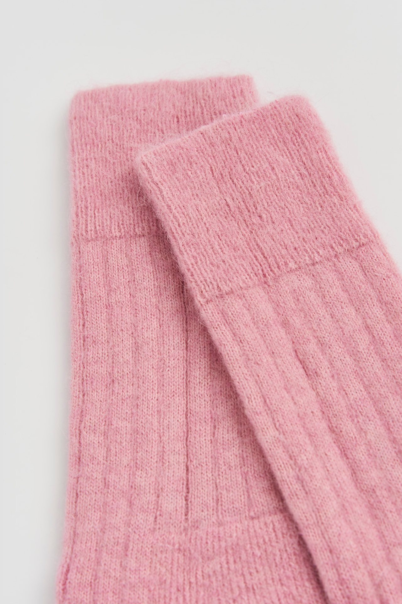 Pairs Socks - Wholesale Socks - Unisex - Sherbet Pink Ultra Soft Alpaca Ribbed Bed Socks2
