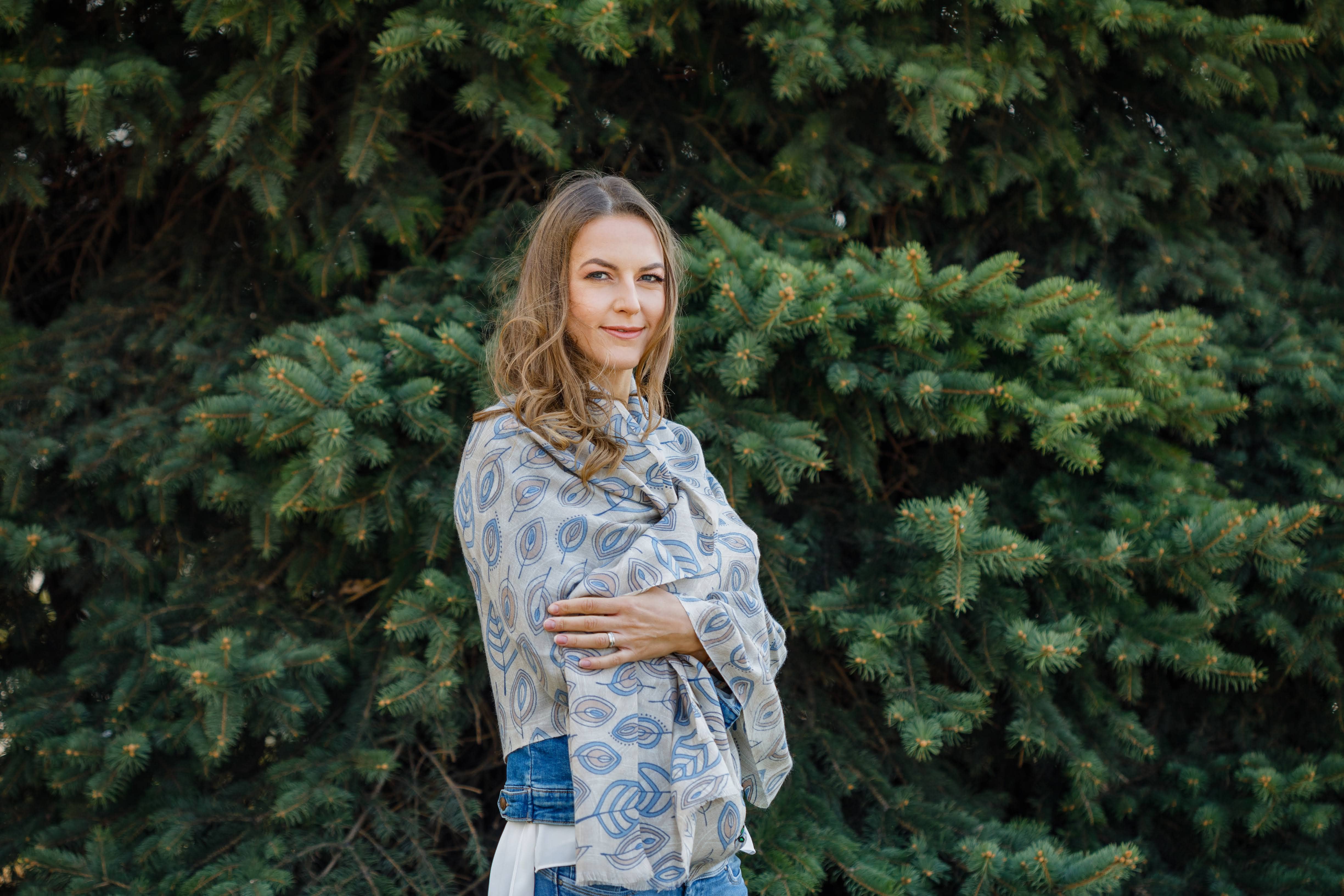 Light gray Marbu Scarf for wholesale on Faire2