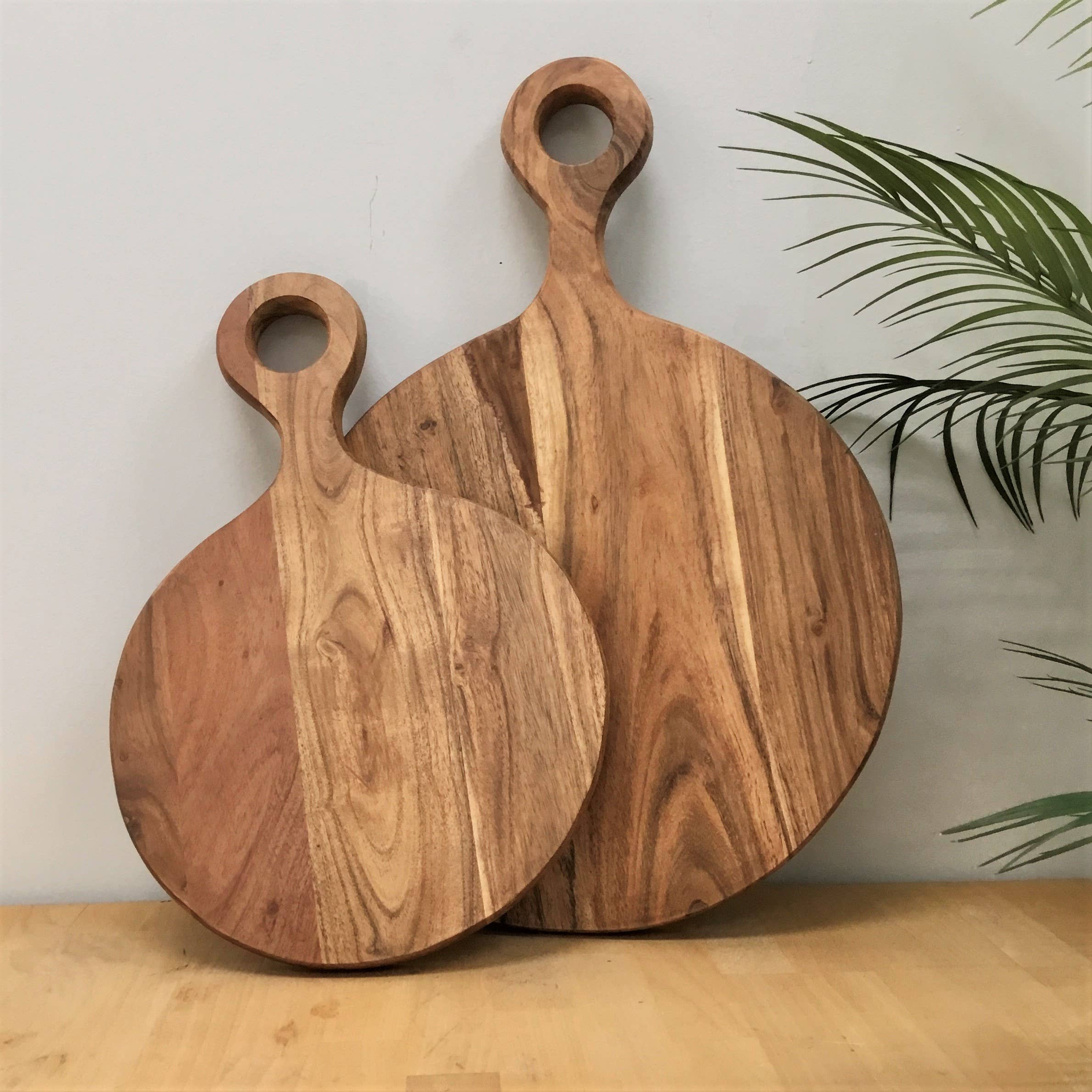 India Handicrafts Inc - Wholesale Cutting Board - LG Acacia Wood Cutting Board with Handle sku#713251