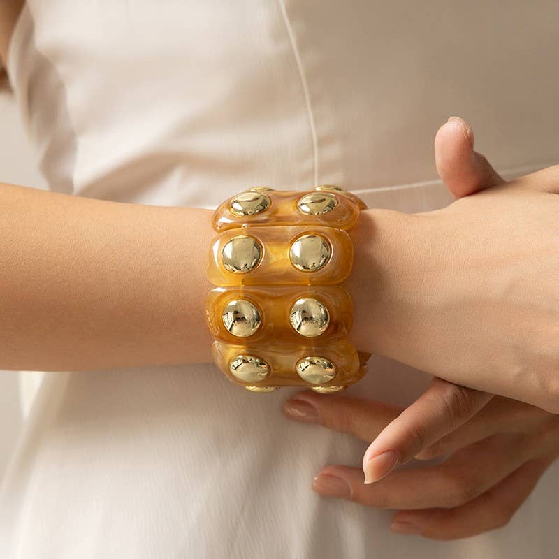 JOSSLYN by wall to wall - Wholesale Beaded Bracelet - Color-Block Gold Acrylic Stretch Cord Bracelet | 40B51948
