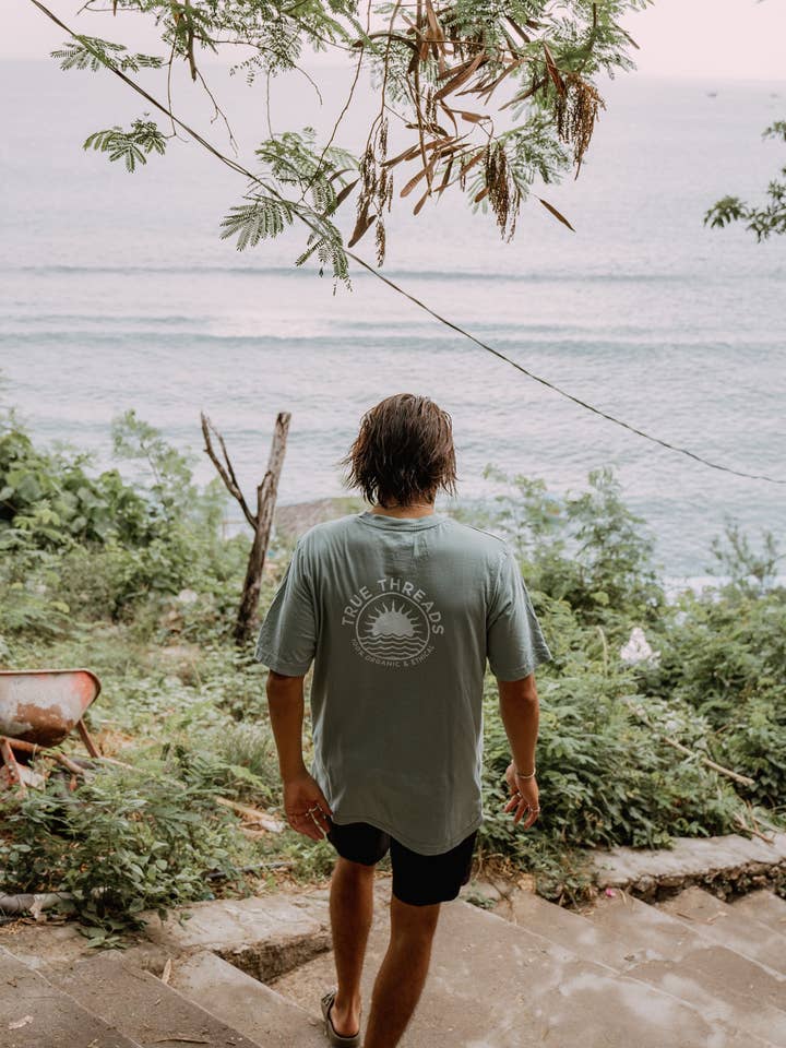 Sunshine Bio-Tee - Salbeigrün für den Großhandel von True Threads