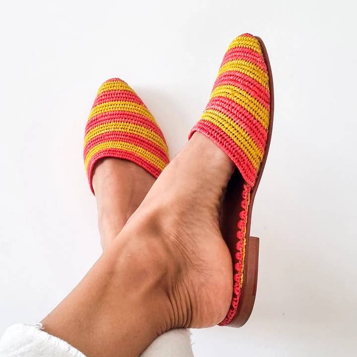 Handgeweven Marokkaanse Raffia Muiltjes – Ambachtelijke Platte Pantoffels voor wholesale door DarKech