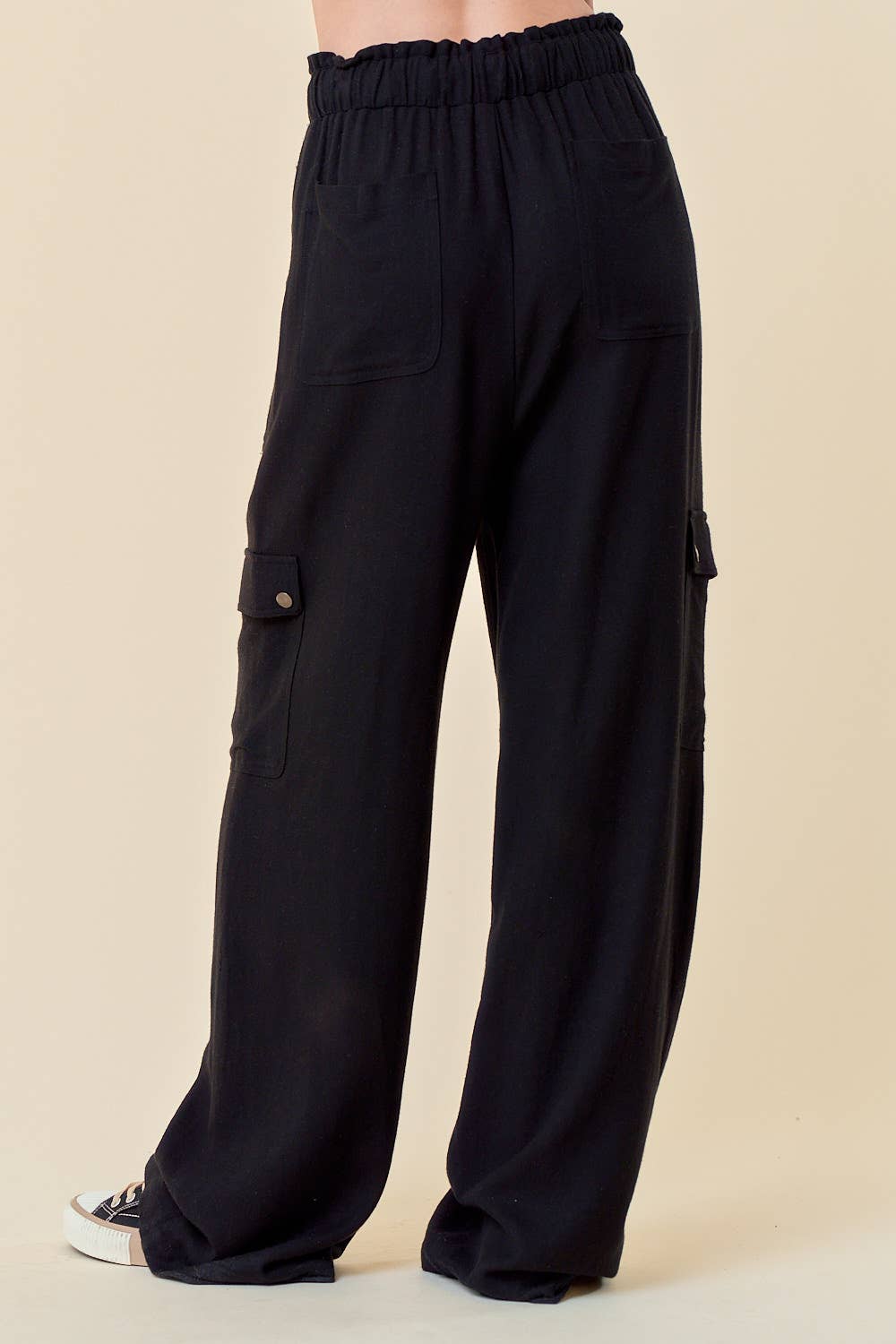 Doe and Rae - Wholesale Broek - Dames - BROEK MET STRIKSLUITING EN CARGOZAKKEN - 8740P11