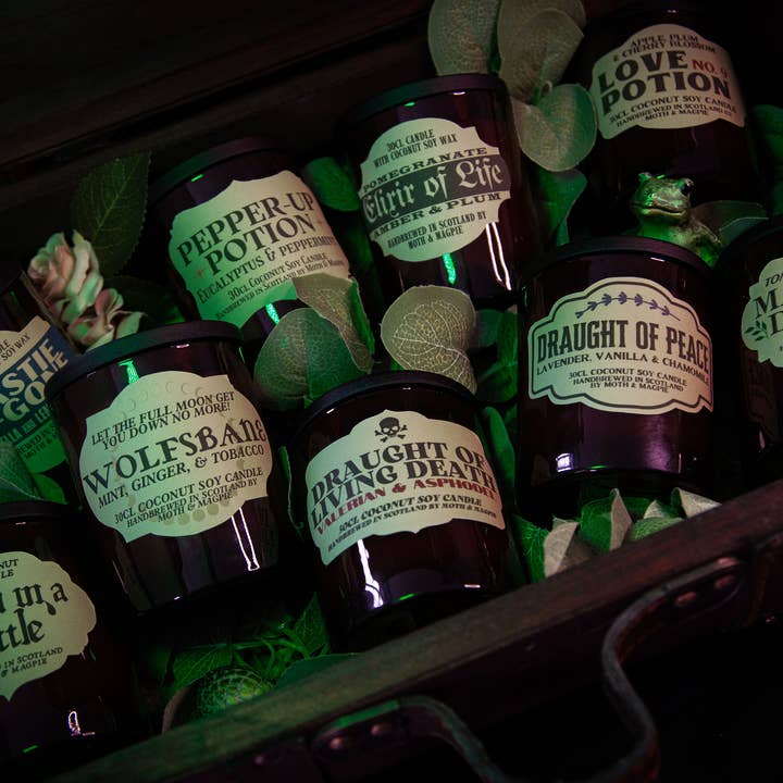 Moth & Magpie – wholesale Jar/filled candle – Mandrake Draught | Handmade 30cl Fantasy Candle2