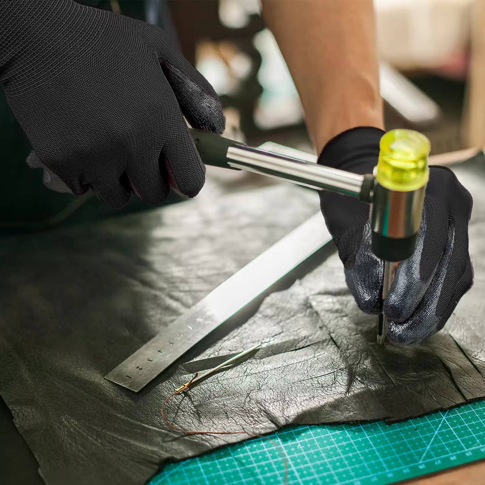 Superior Gloves Expert - Wholesale Gloves – Unisex - Nitrile Coated 13 Gauge Safety Work Gloves4