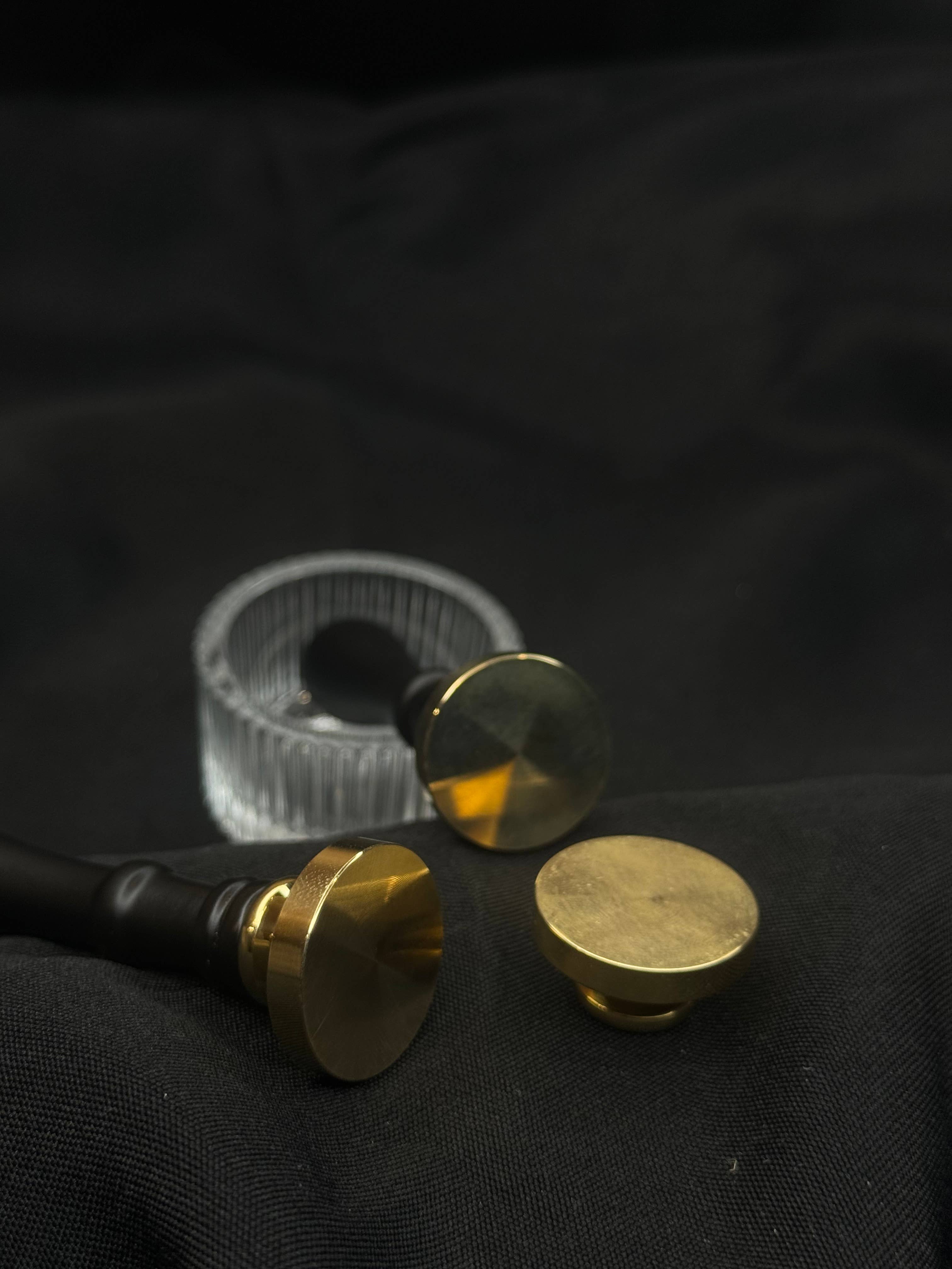 Simple Creation Studio - Wholesale Rubber/Decorative Stamp - Blank Round Wax Stamp1