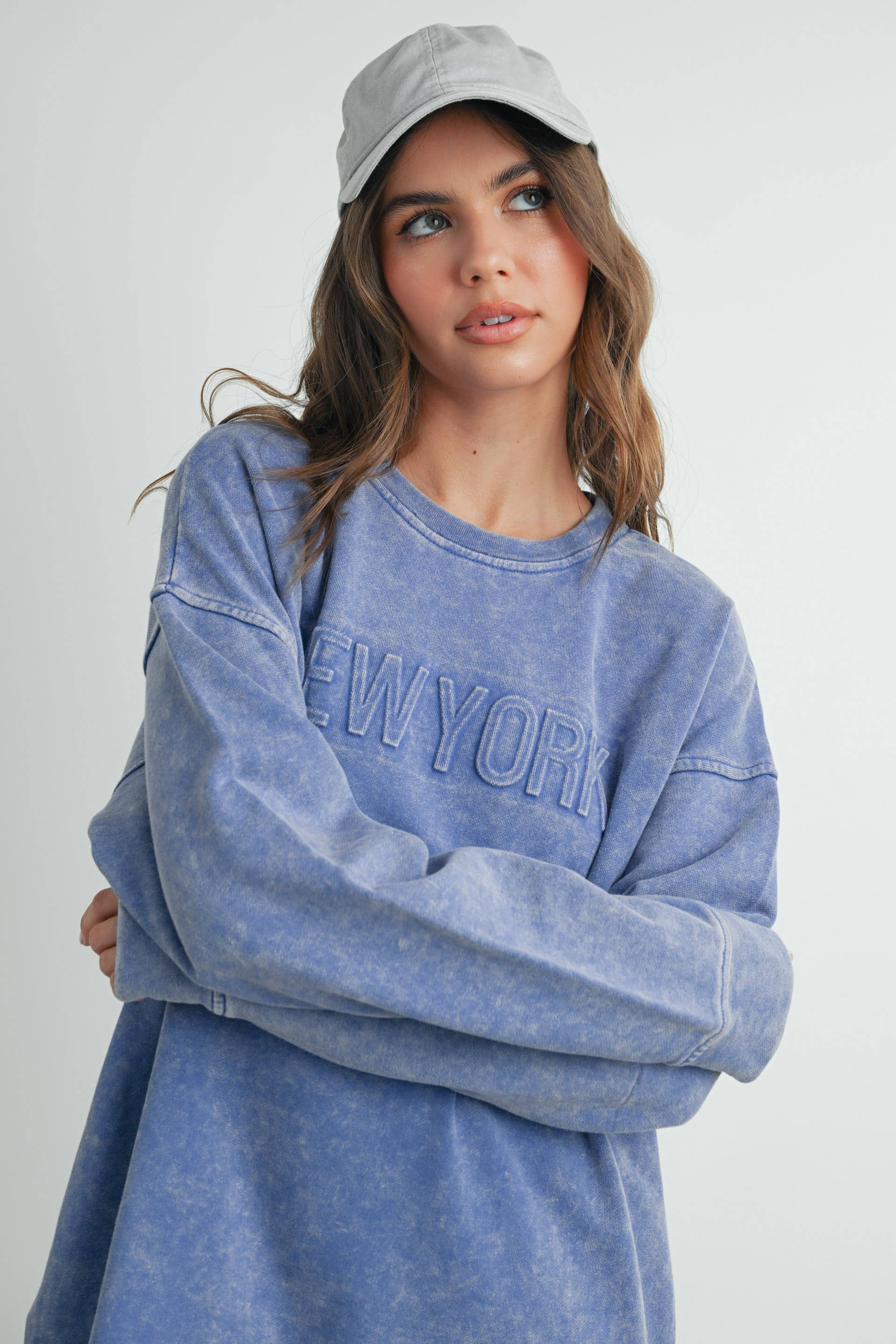 BUTTERMELON – Engroshandel Kjole - Dame – Lang acid wash sweatshirt-kjole - BMD753810