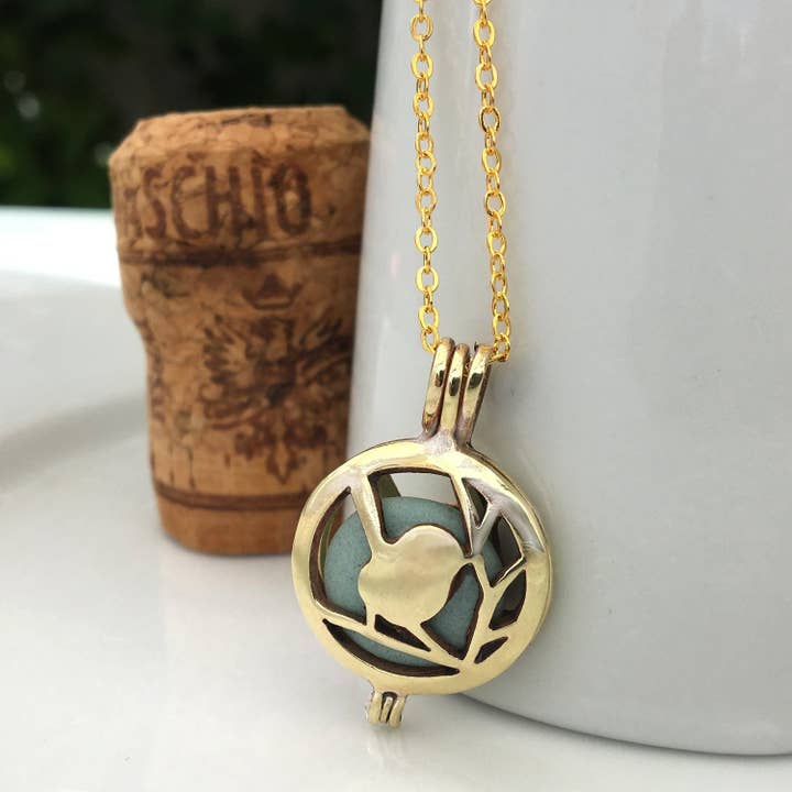 Belen Berganza - Wholesale Aromatherapy necklace - Essential Oil Diffuser Necklace, Aromatherapy Pendant, Bird Locket, Brass Jewelry, Gift Her Scent3