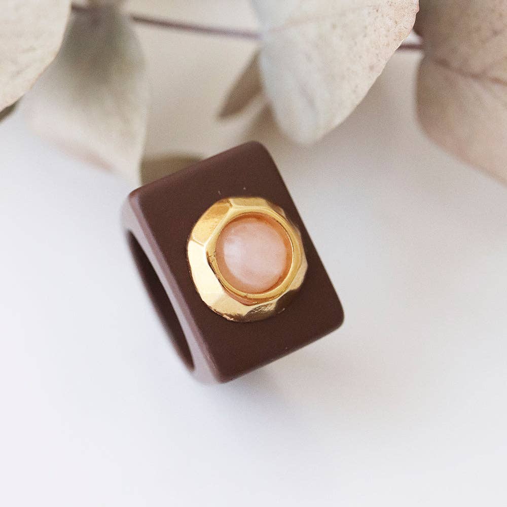 ÉMOLO - Wholesale Cocktail/Statement Ring - Brown ring with gold and rose quartz [LATTE]1