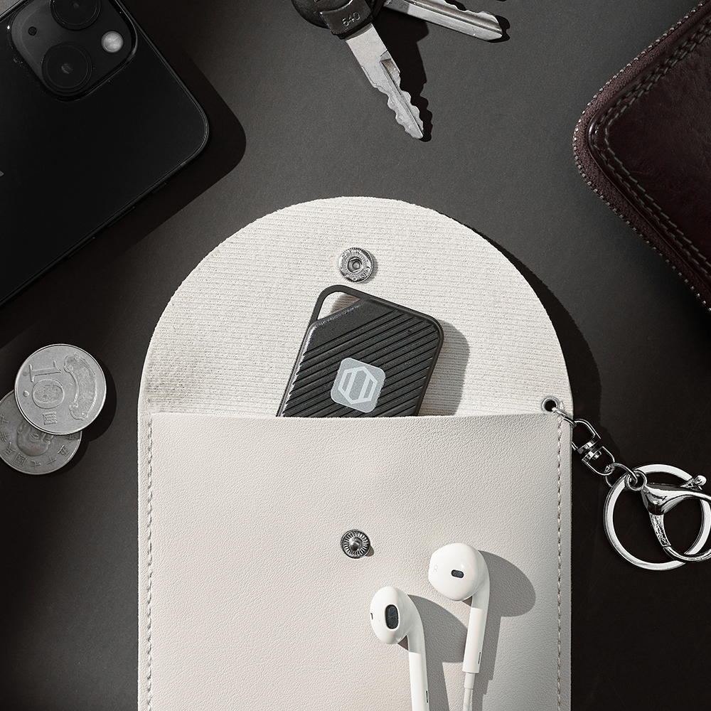 WAVEMOTION - Wholesale USB Flash Drive - Physical password manager to store your credentials1