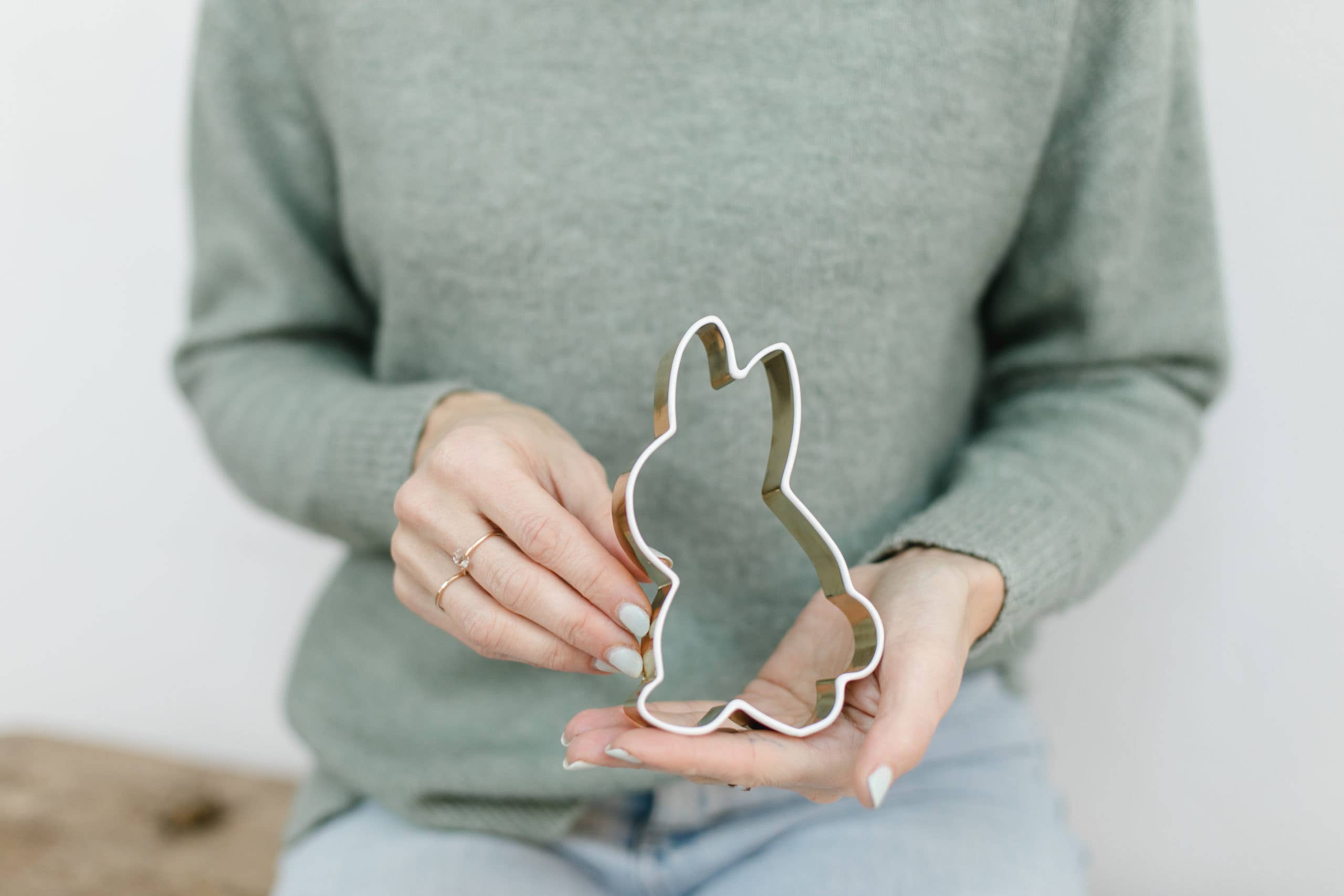 Bake Affair GmbH - Wholesale Cookie Cutter - Bake Affair - Set of 3 sitting rabbit cookie cutters2