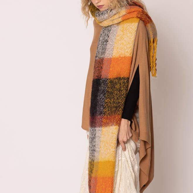 MiMi Wholesale - Wholesale Scarf - Women's - BCL120111 Plaid Cozy Scarf With Fringe1