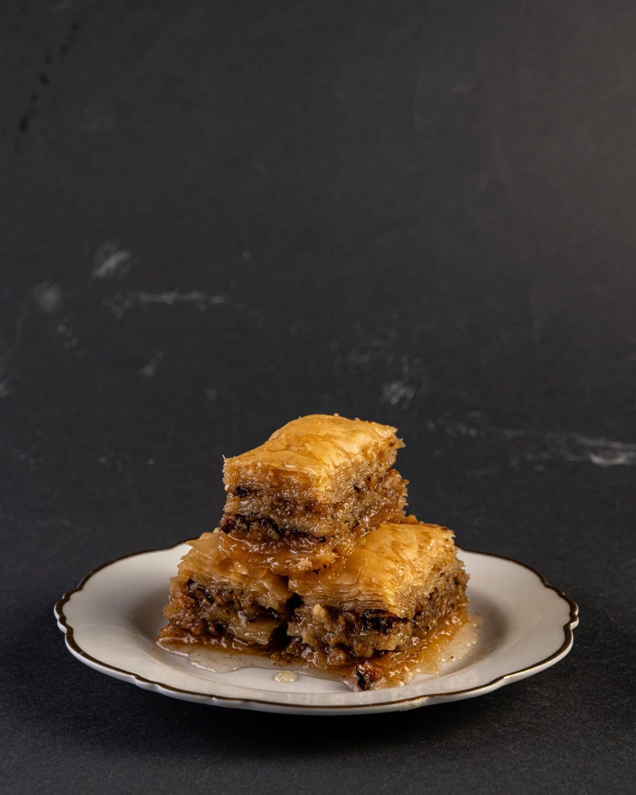 Country Roots - Wholesale Cookie - Traditional Baklava Phyllo Dessert with Walnuts 500g 2