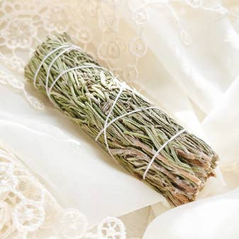 Nizhoni Diosa Spirit - Wholesale Sage Bundle - Rosemary Bundle0