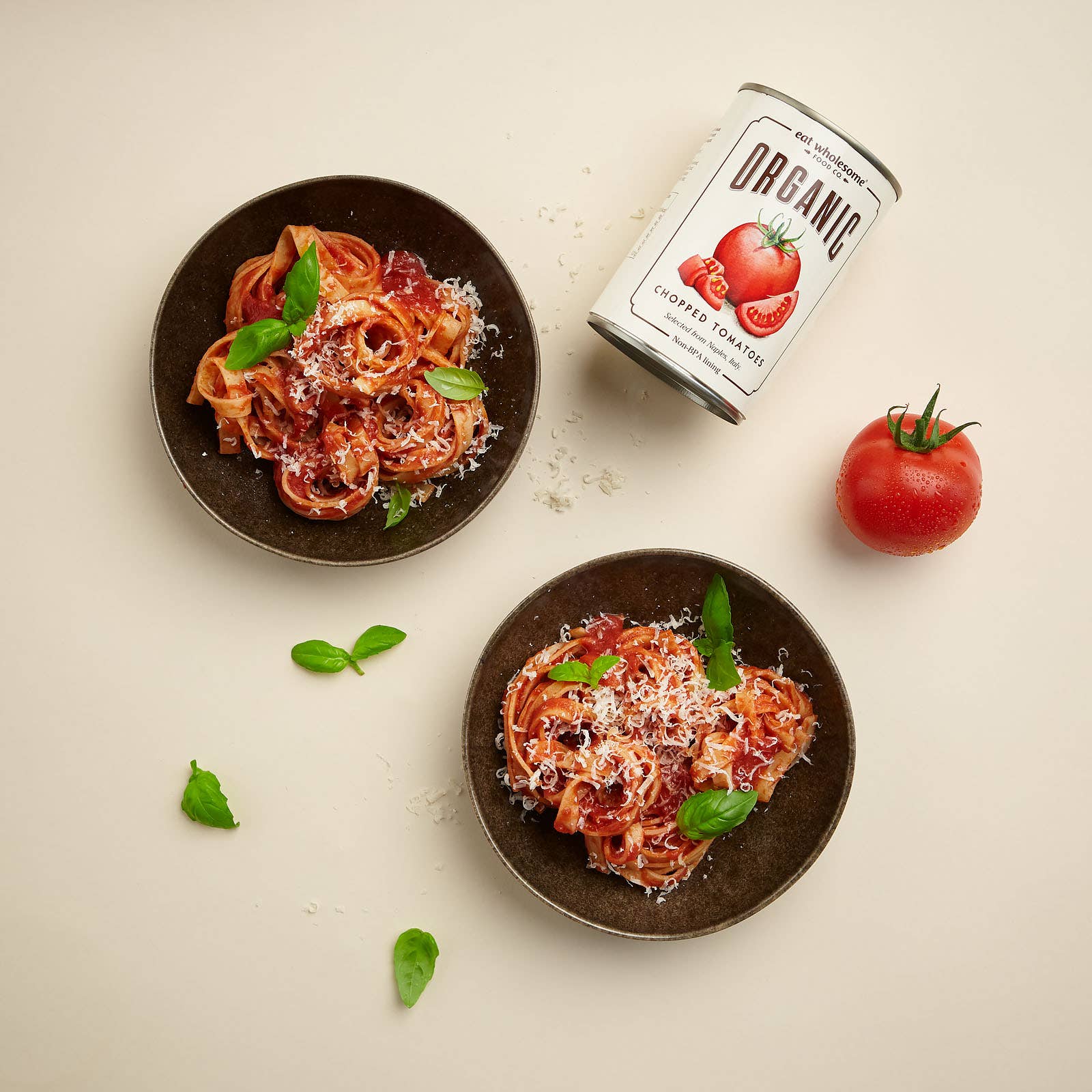 Eat Wholesome – wholesale Pasta sauce – Organic Chopped Tomatoes 400 g1