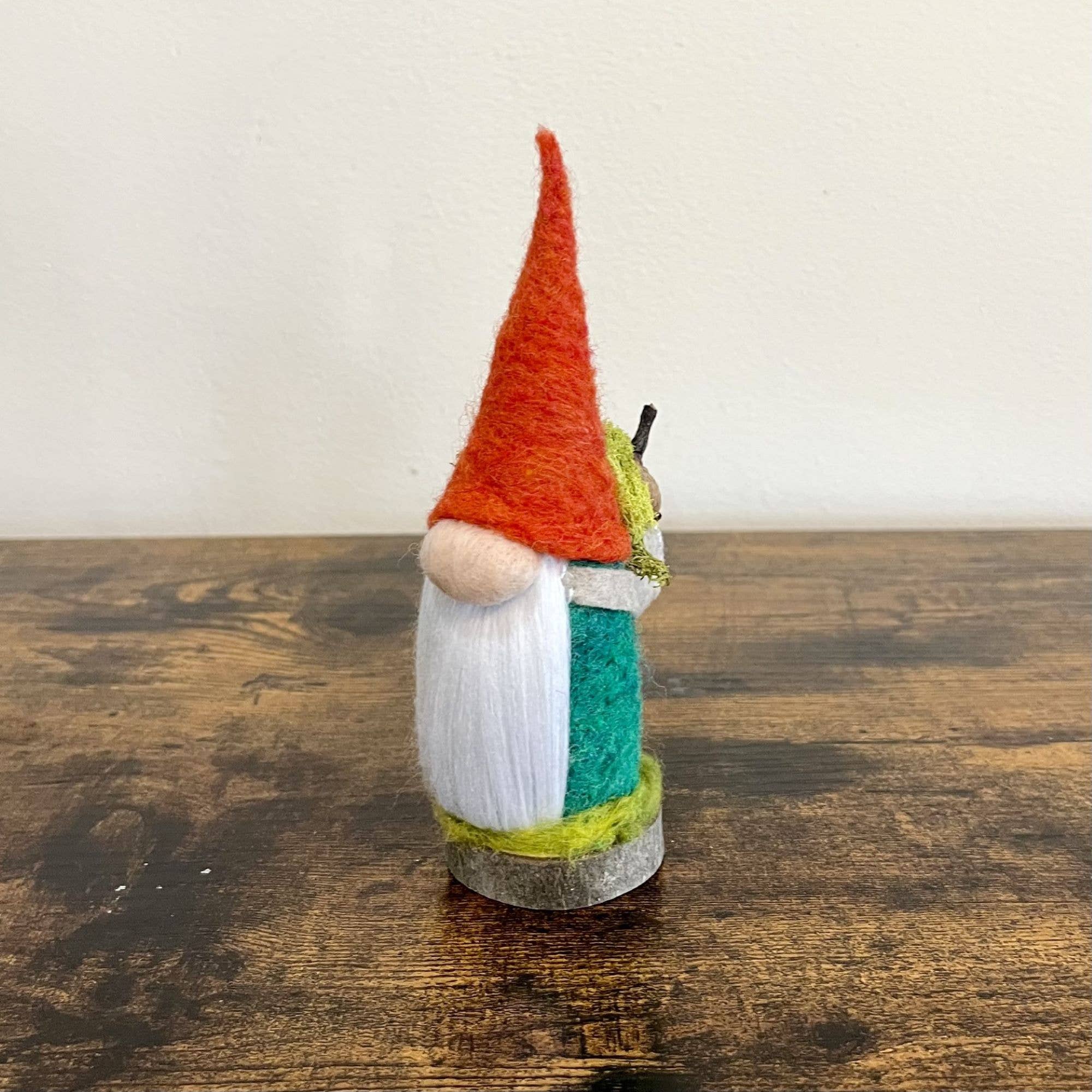 MJ and Me – wholesale Juldekoration – Bashkim, Samlaren Gnome6