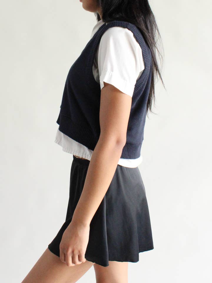 American Recycled Clothing - Wholesale Truivest - Dames - Bundeltje met cropped sweatervest4