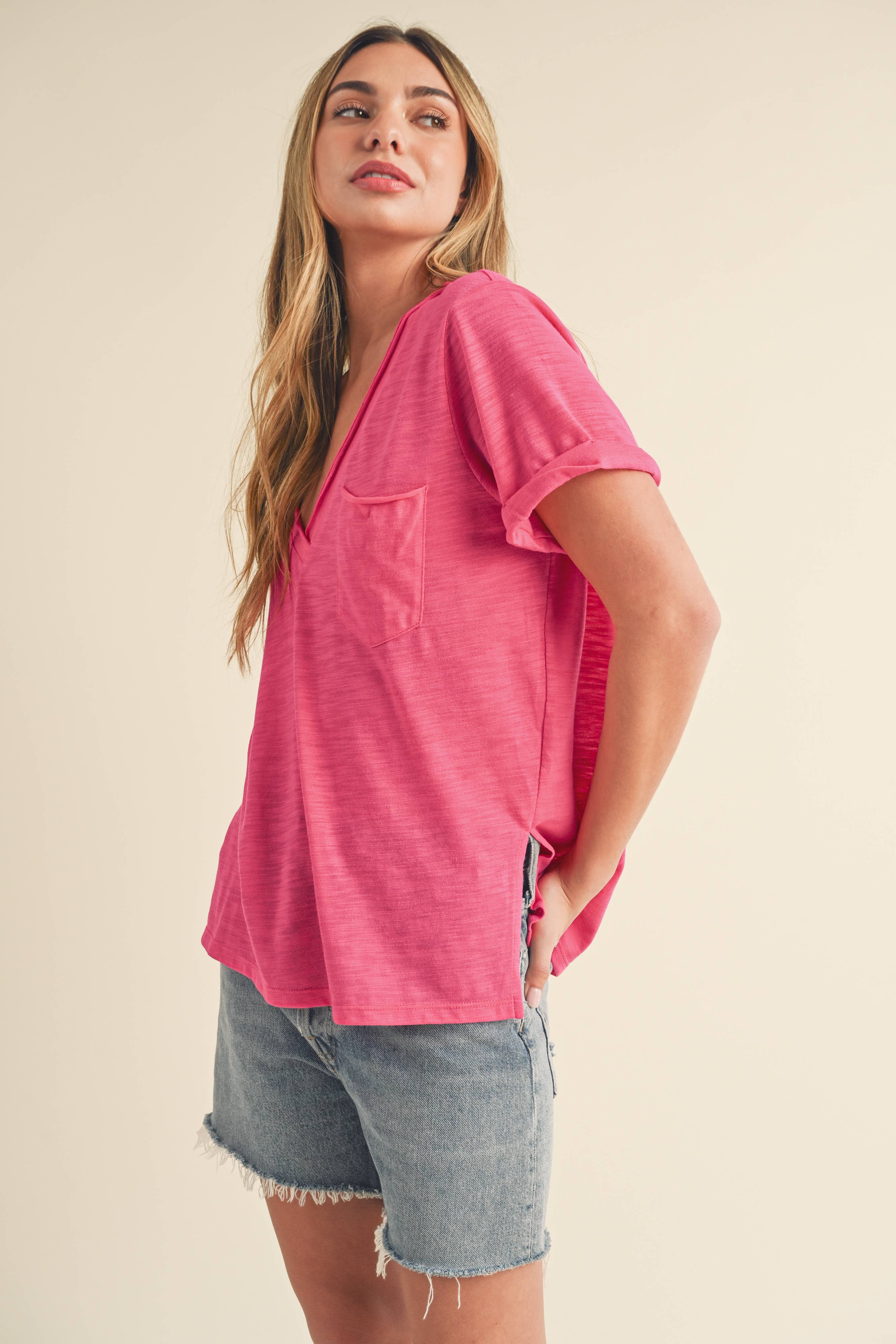 AEMI + CO - Wholesale T-Shirt - Women's - 8286DK Zoie V-Neck Short Sleeve Top 538