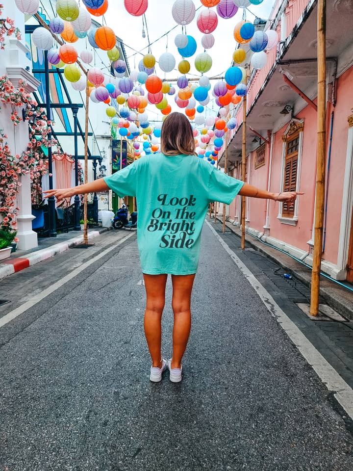 BRIGHT SIDE TEE for wholesale by LOLA MAGNOLIA