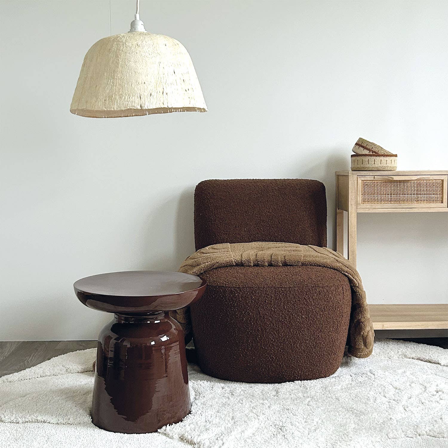 Opjet Paris – wholesale Stol – Eve fåtölj i brunt bouclétyg L58 D73 H71 cm4