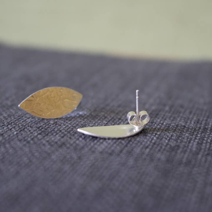 Joanne Tinley Jewellery - Wholesale Dangle Earrings - Golden Oak Petal Stud Earrings2